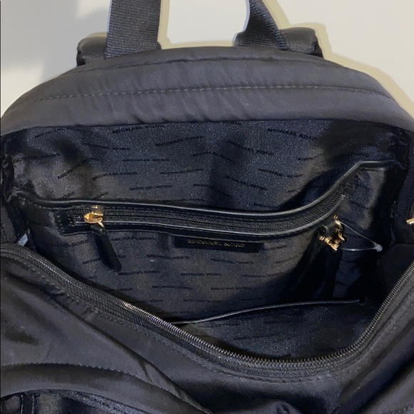 Black Michael Kors backpack - Picture 5 of 8